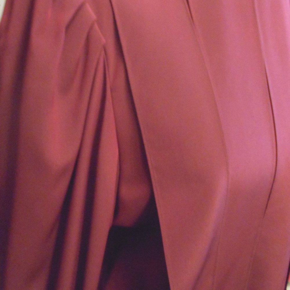 Womens Blouse Burgundy size 12 euro US 10